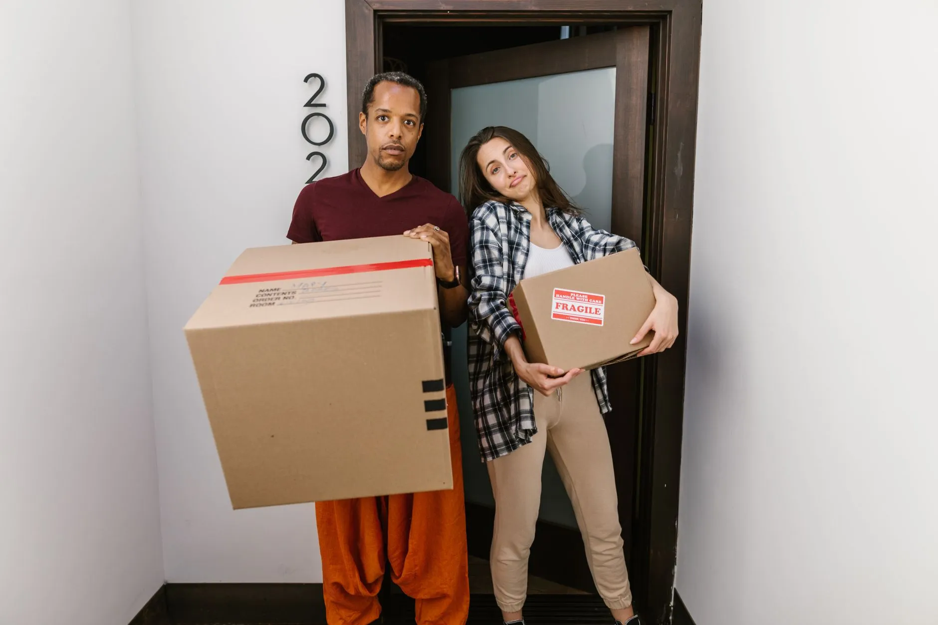 海口龙华源方艺海商贸店日用百货产品型号参数与性能对比分析